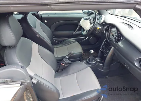 2006 Mini Cooper S z USA, uszkodzony, nr VIN WMWRH33516TF89141